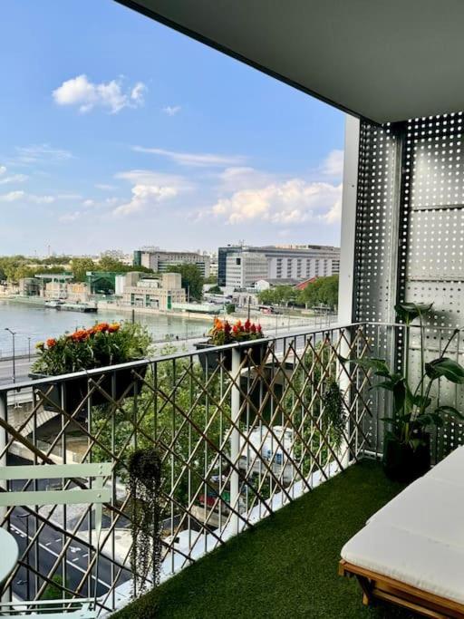 Vue Sur Seine 13eme Arrondissement Appartamento Parigi