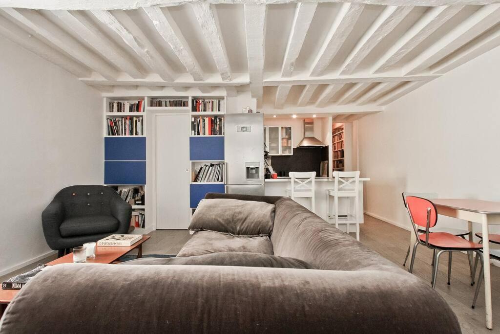 Charming In Le Marais * Parigi