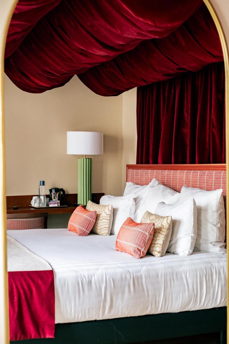 Hotel Sacha 4*