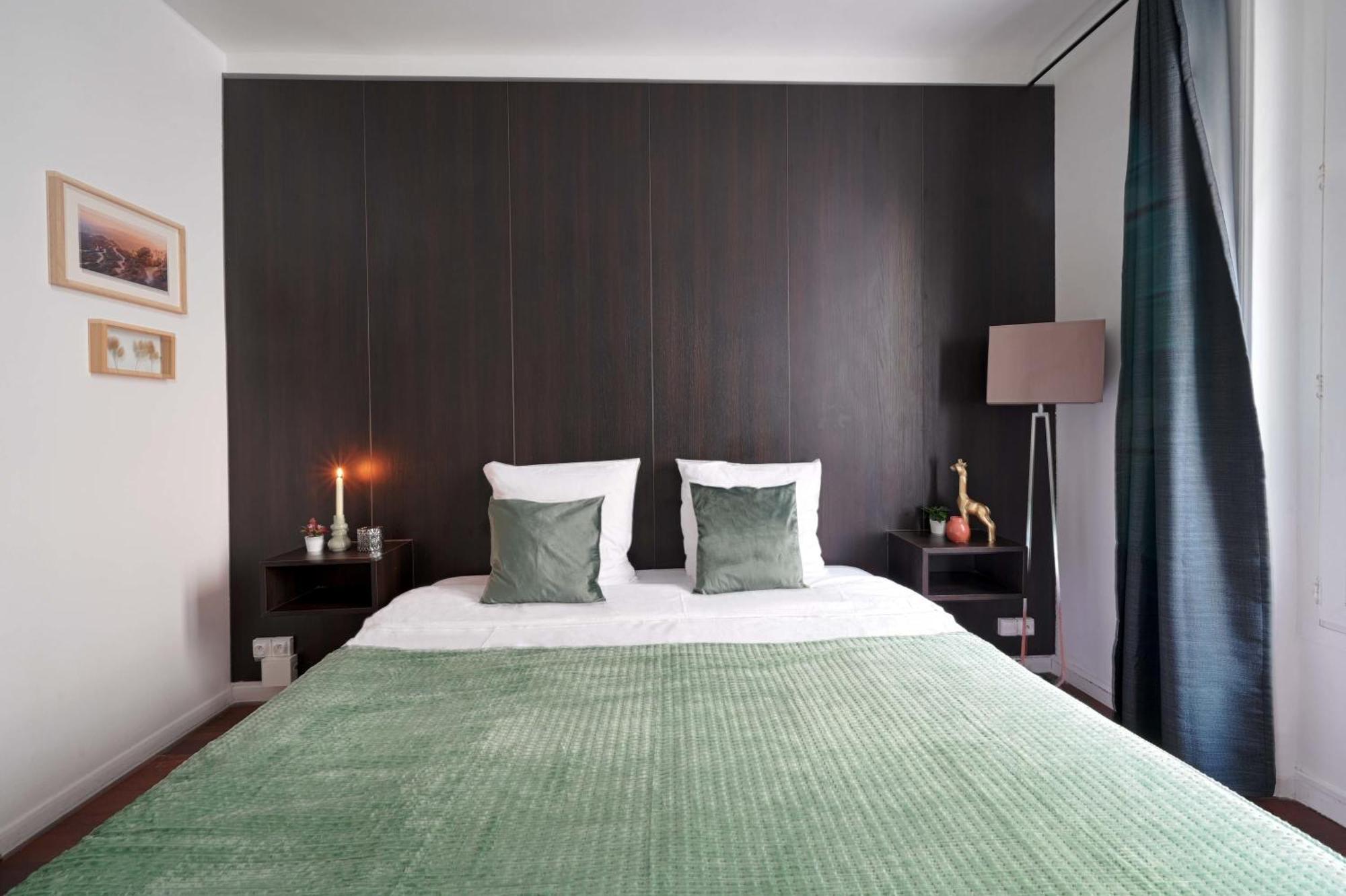 Large Modern Studio Close To The Eiffel Tower And Highlights *