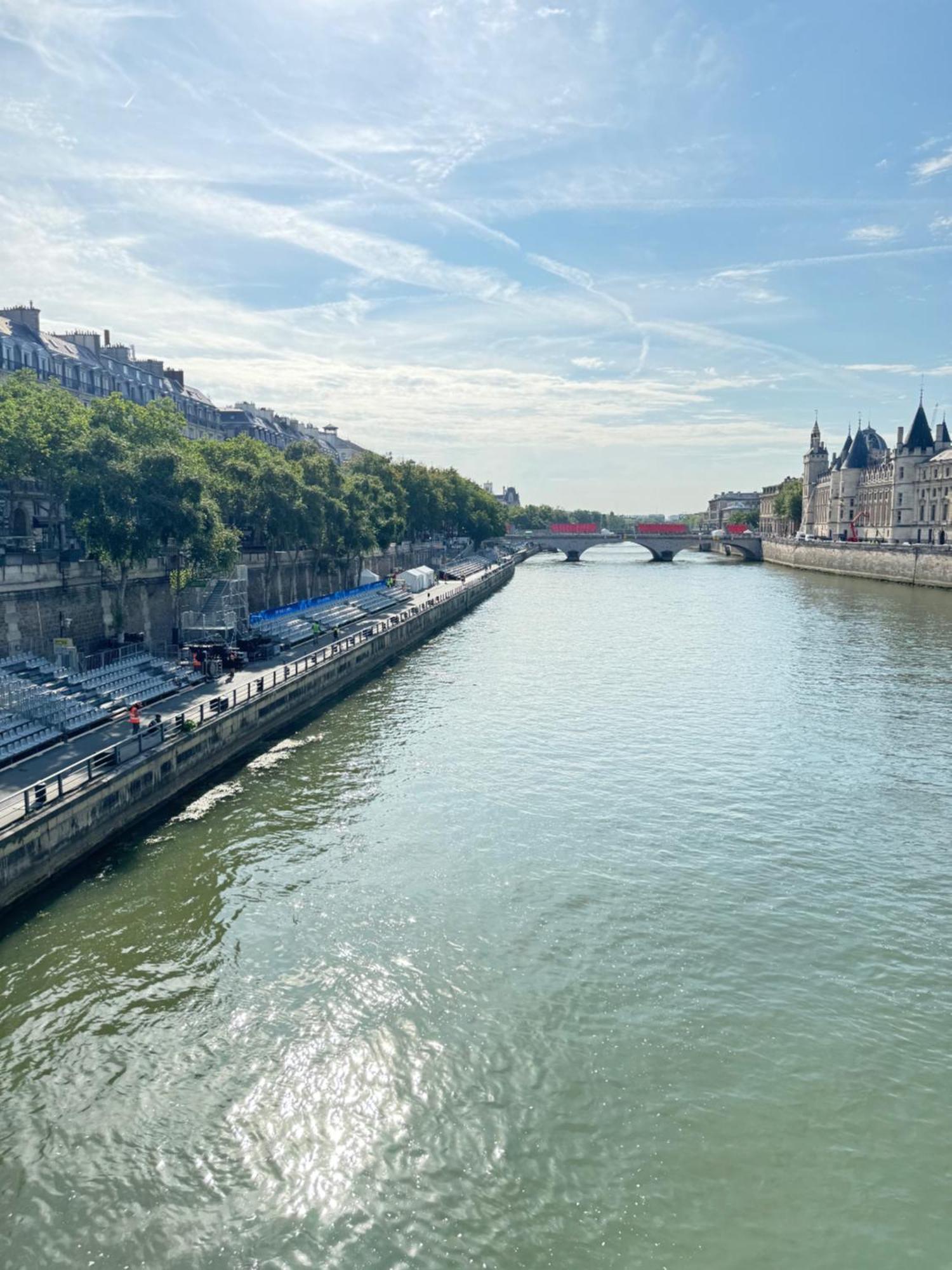 Chez Zenovia Parigi