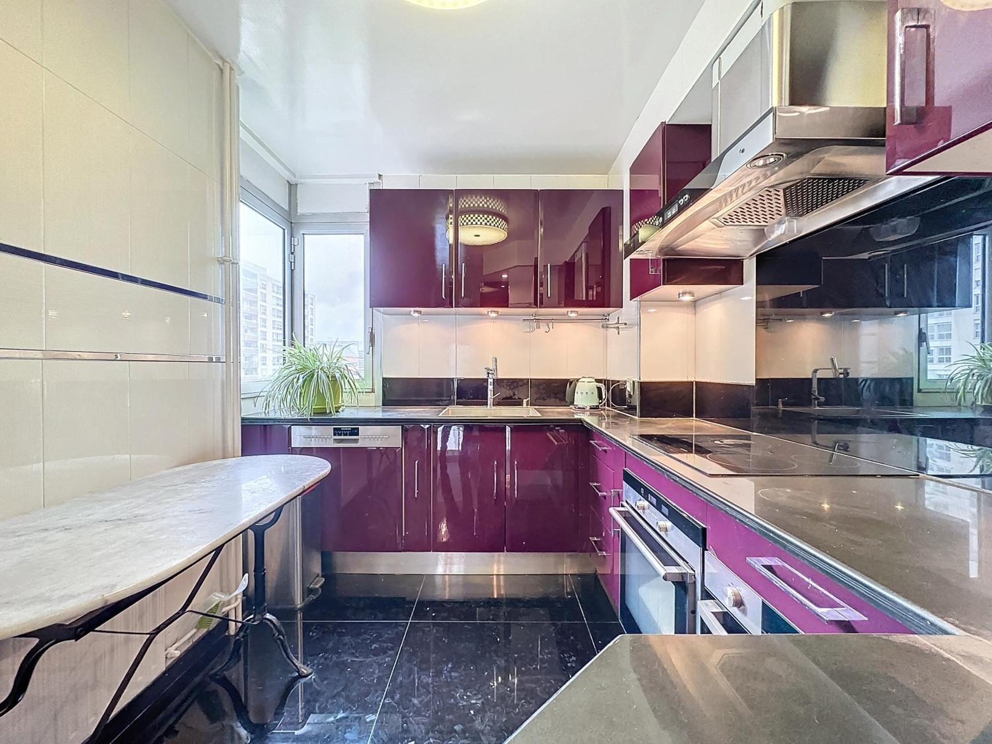 Appartamento 115 - Paris, Luxueux Spacieux Avec Vue Panoramique Parigi