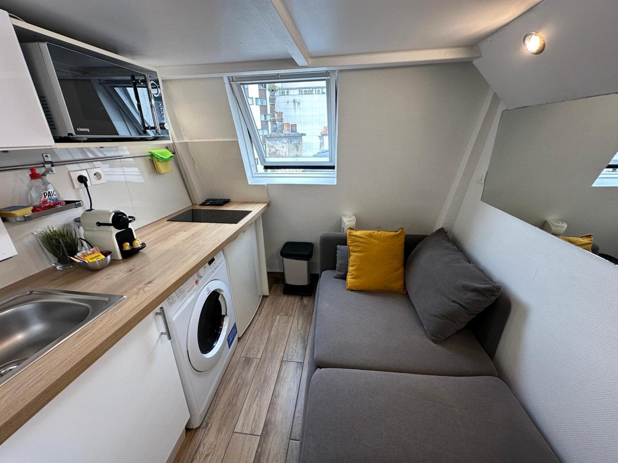 Cosy Near Champs-elysees - Arc De Triomphe Paris