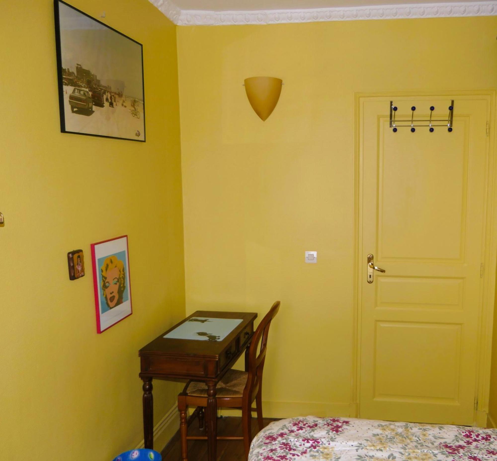 Bergere Opera Trevise - 2 Connecting With Private Bathroom And 1 Study - 35 M2 * Paris