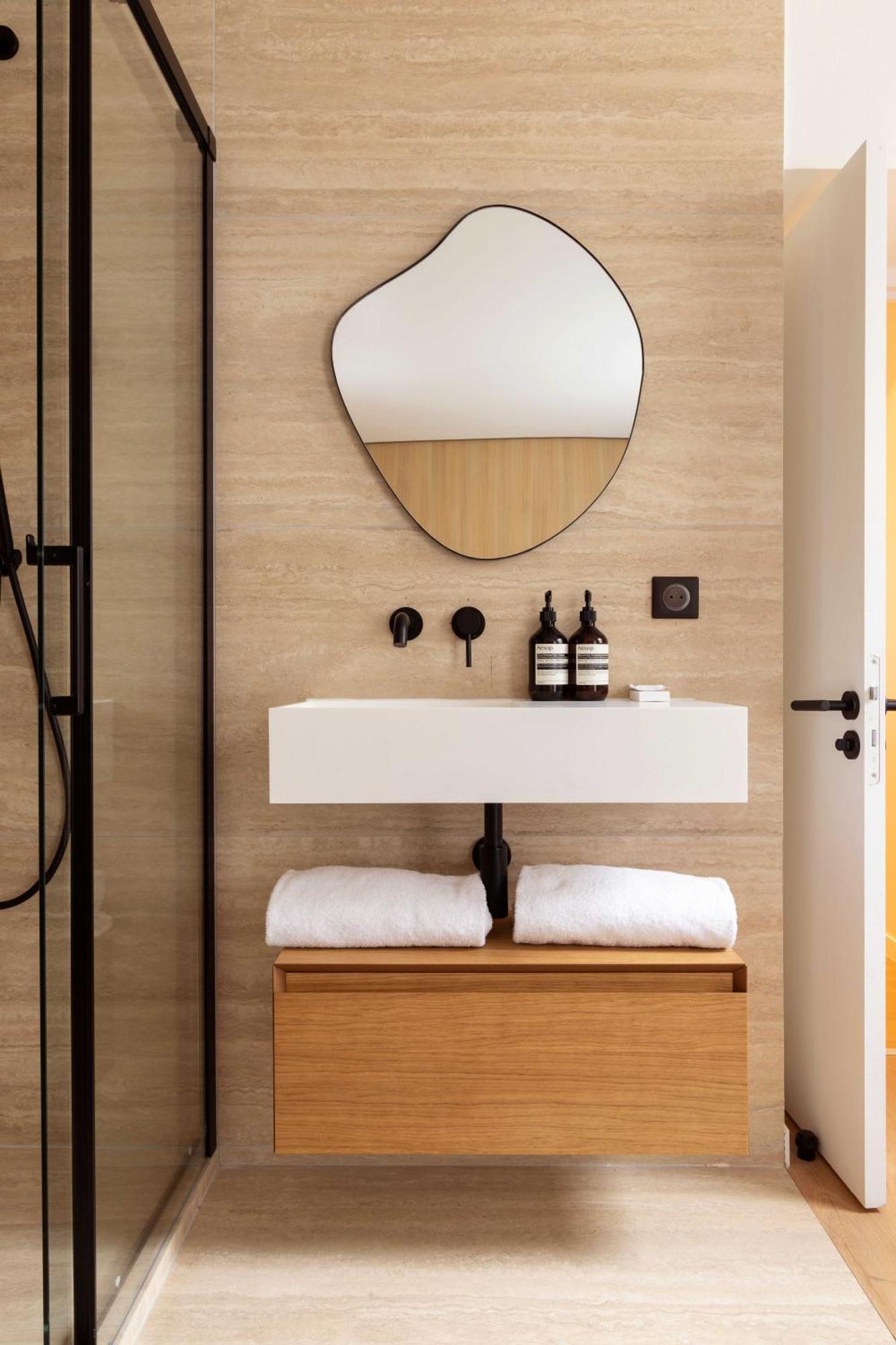 Casa vacanze Luxury House With Ac - 6bd-12p - Batignolles