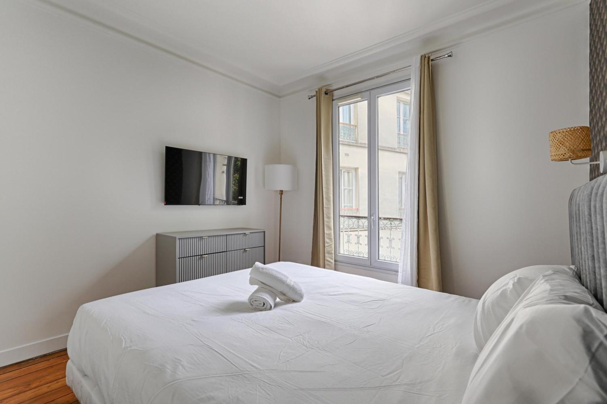 Montmartre Seveste Ii Magnifique 2br Appartamento