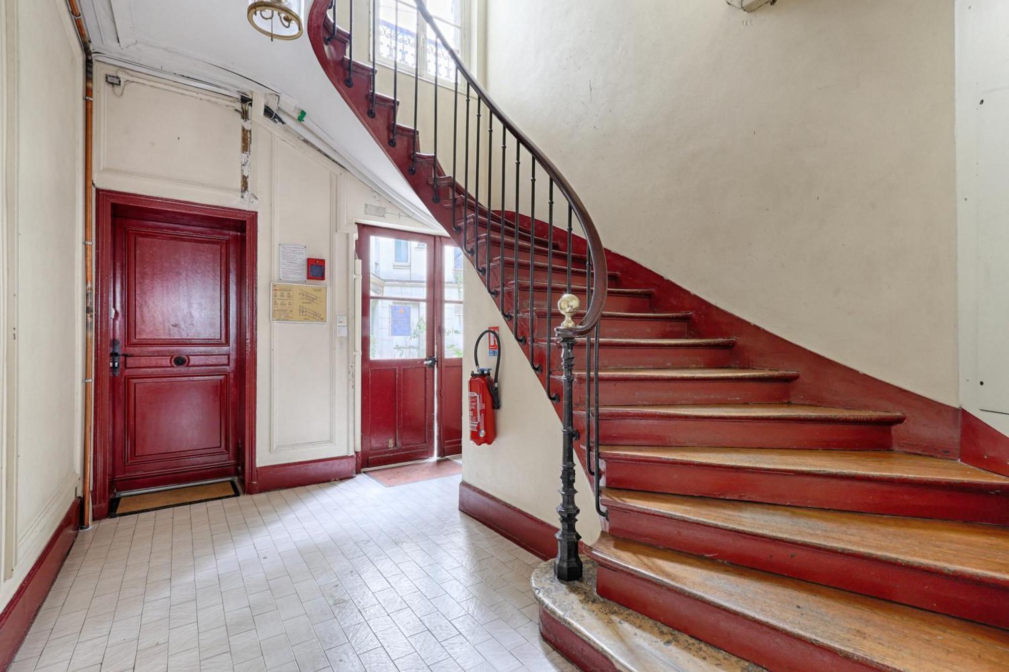 Montmartre Seveste Ii Magnifique 2br Appartamento