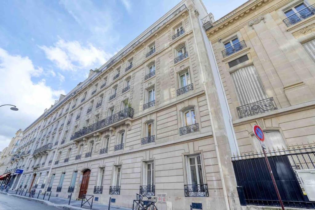 Le Victor Hugo Apartment Paris