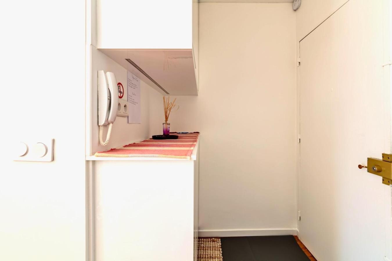 Appartamento 16th 2 Bedrooms Near Eiffel Tower Renovated Balcony 2-4 Person *