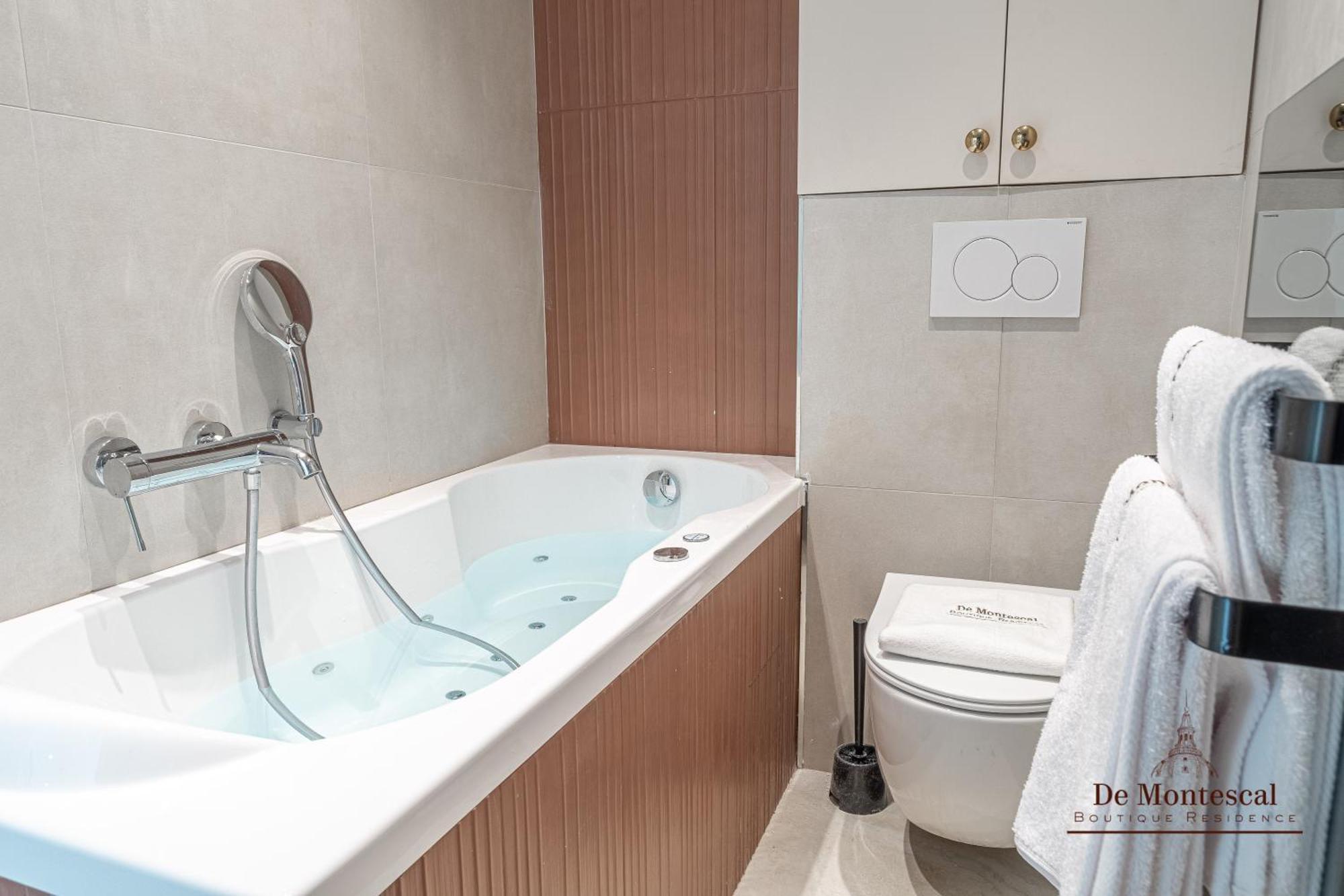 Appartamento De Montescal - Hot Tub And Ac Cosy A Prime Location 40m2 *