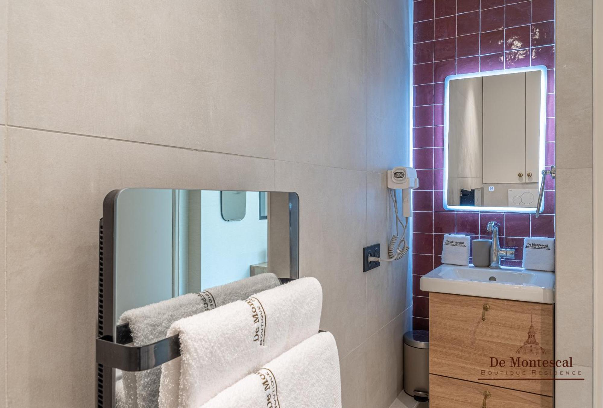 De Montescal - Hot Tub And Ac Cosy A Prime Location 40m2 * Parigi