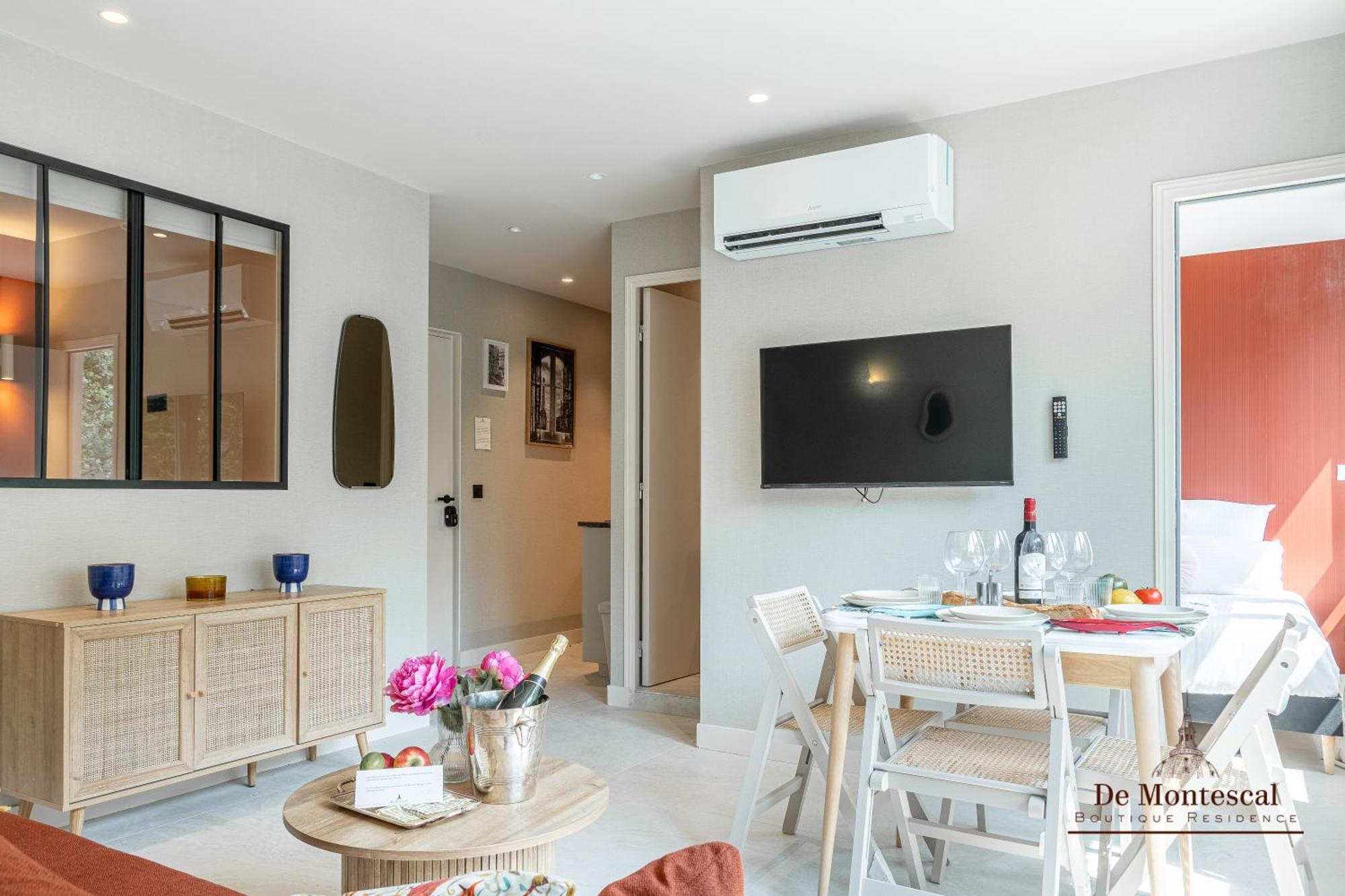 De Montescal - Hot Tub And Ac Cosy A Prime Location 40m2 Appartamento