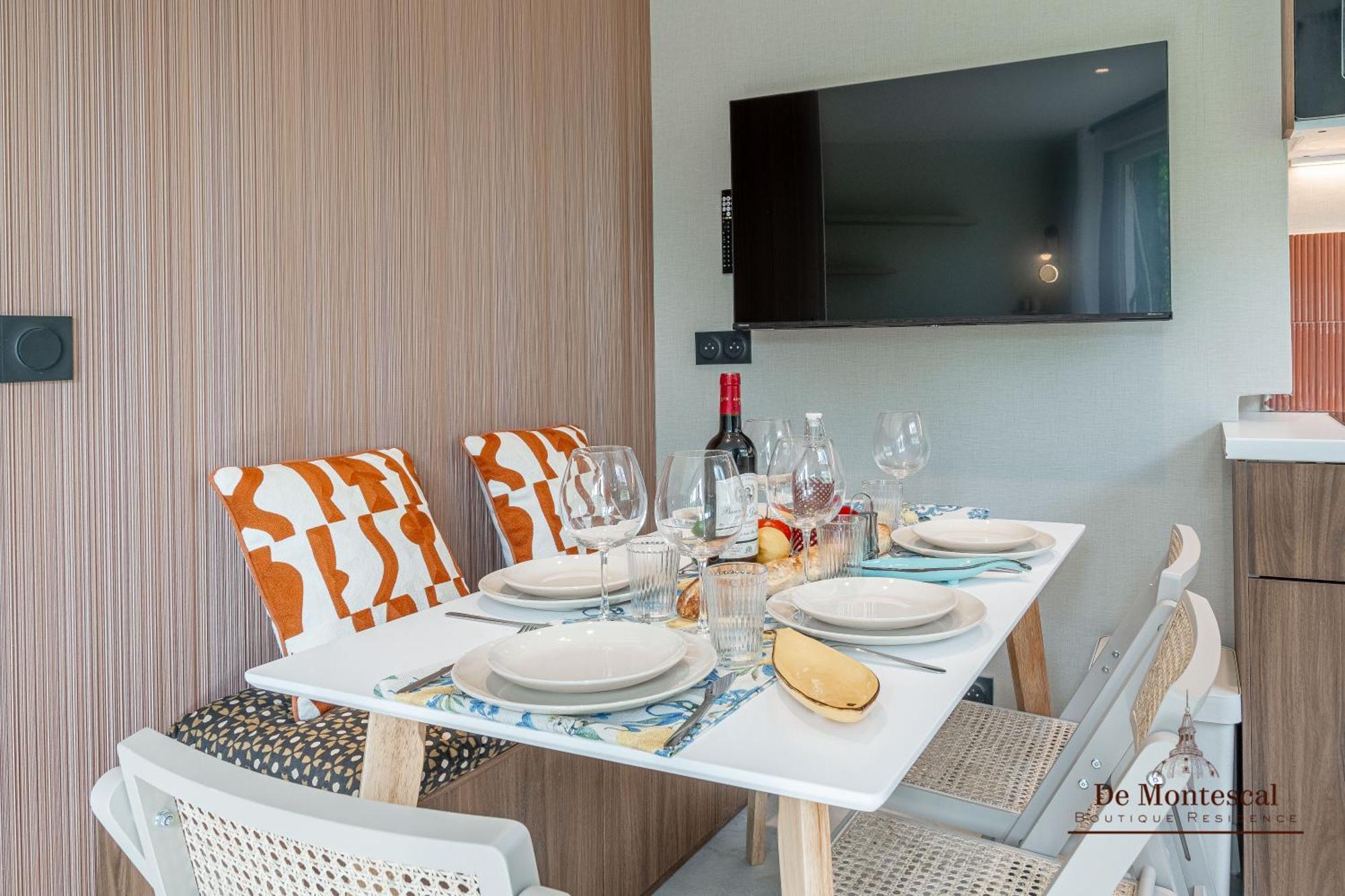 De Montescal - Hot Tub And Ac Cosy A Prime Location 40m2 * Parigi