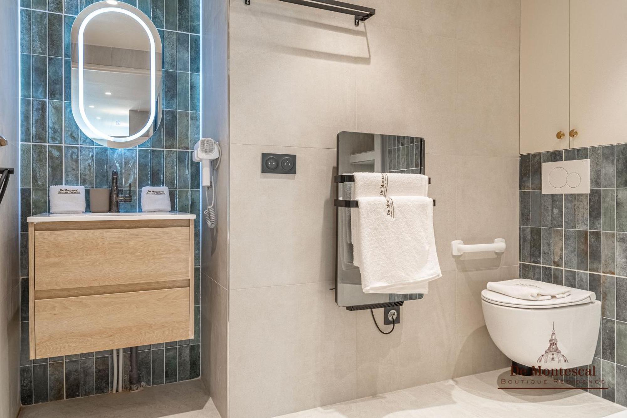De Montescal - Hot Tub And Ac Cosy A Prime Location 40m2 Appartamento