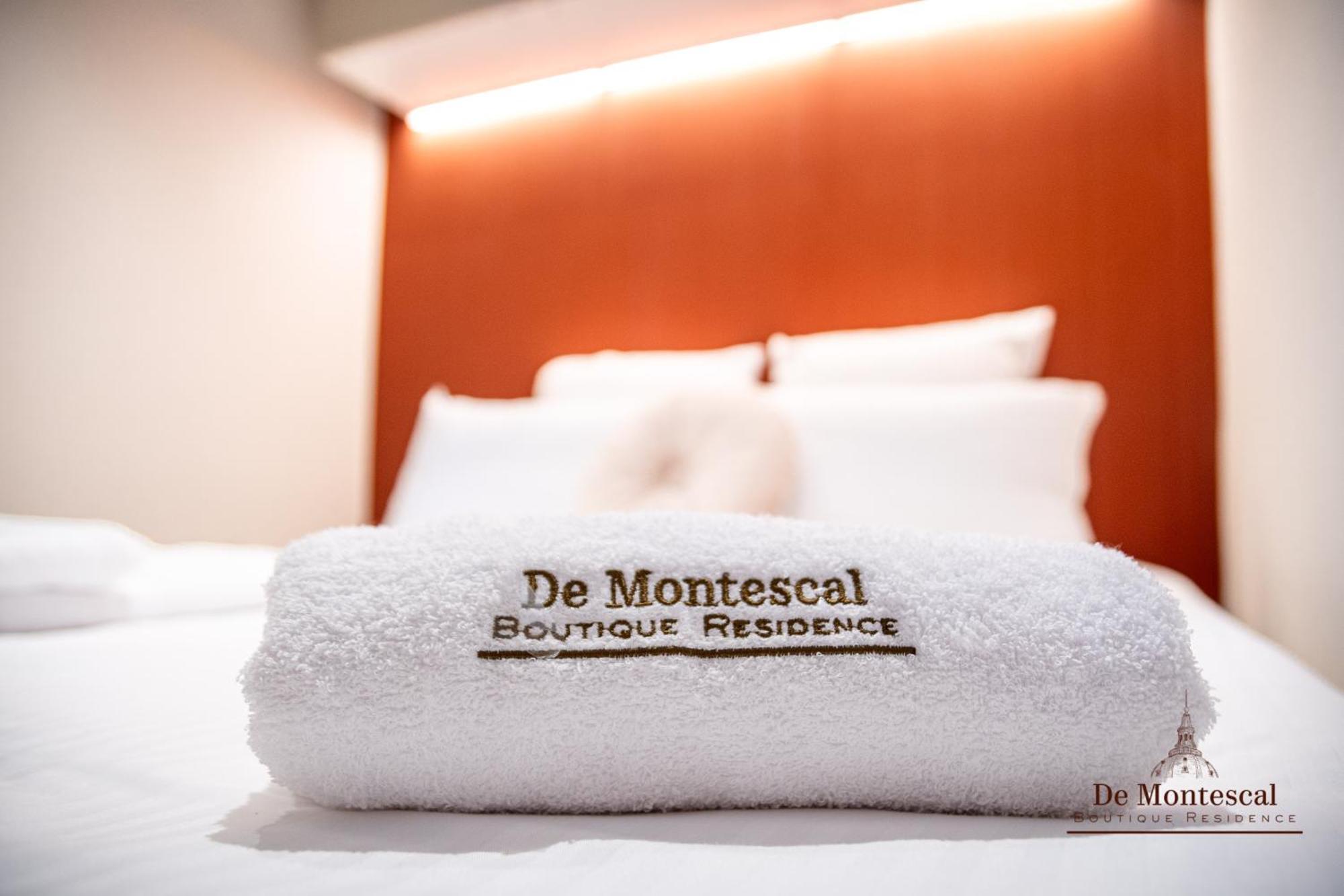 De Montescal Montparnasse Ac In A Prime Location 22 -36m2 Paris
