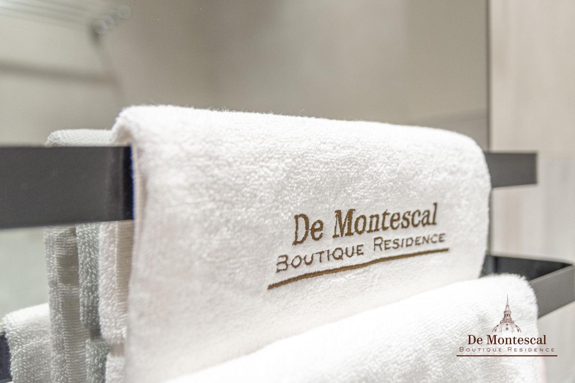 De Montescal Montparnasse Ac In A Prime Location 22 -36m2 Paris