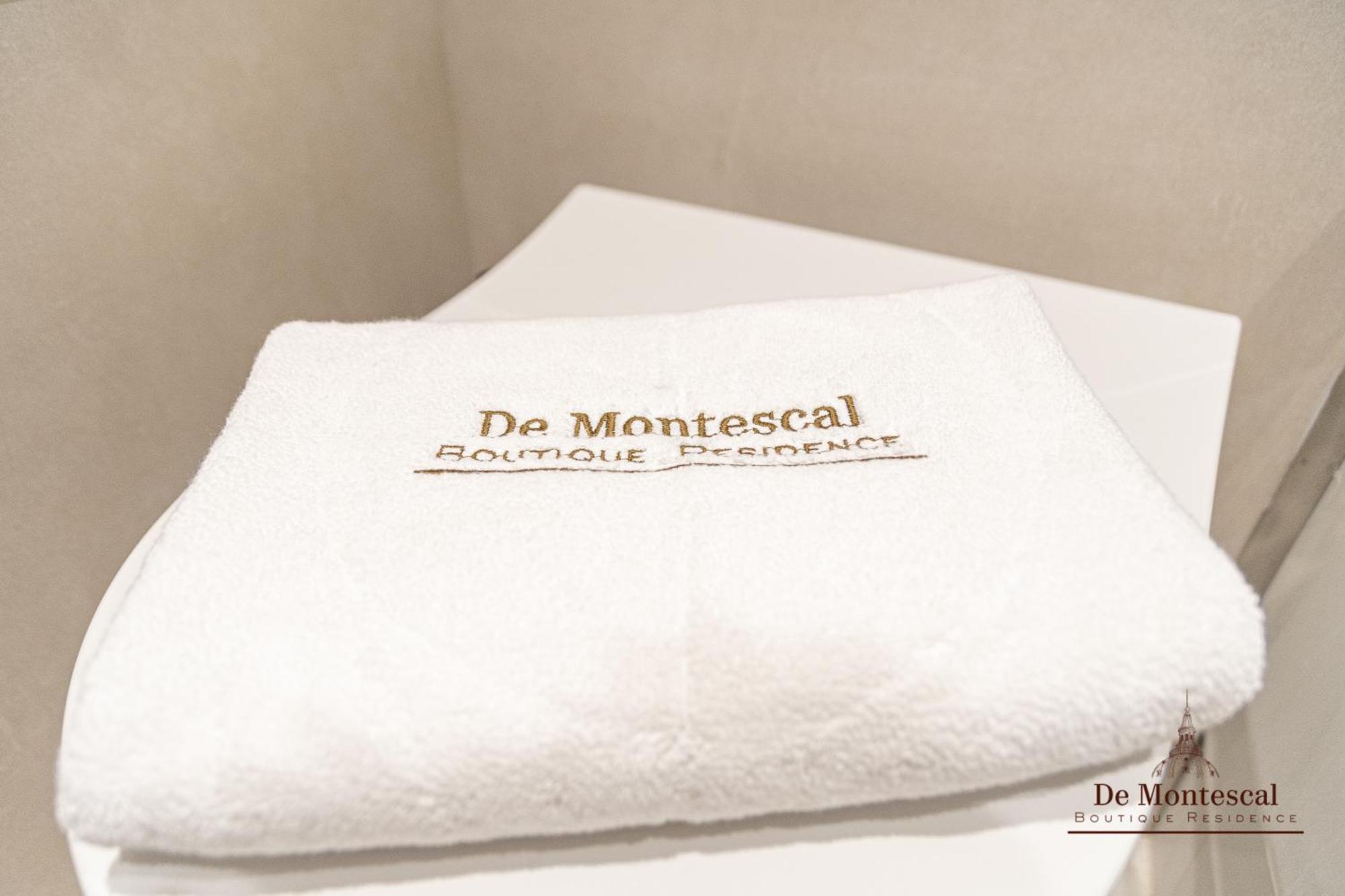De Montescal Montparnasse Ac In A Prime Location 22 -36m2 * Paris