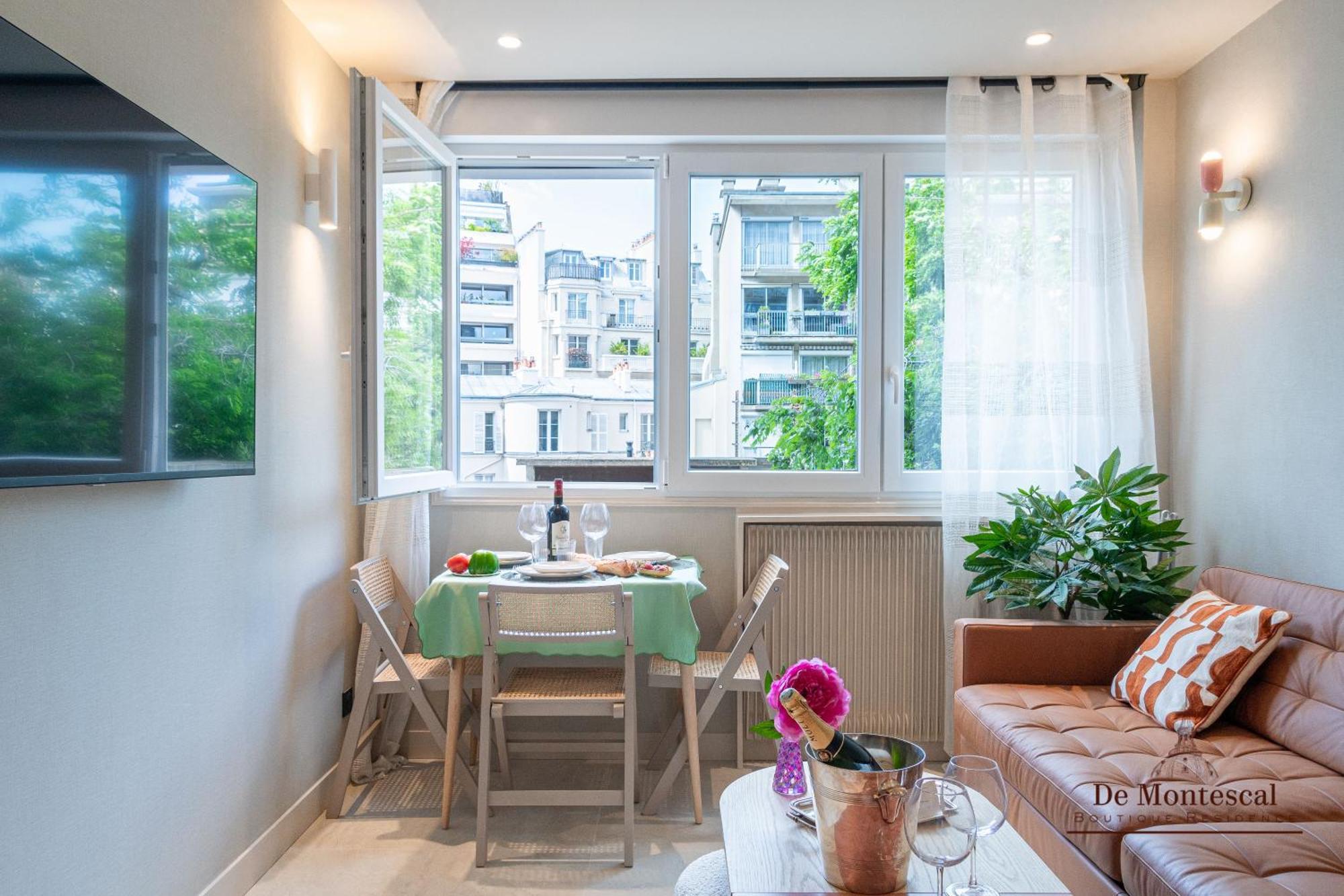 Apartment De Montescal Montparnasse Ac In A Prime Location 22 -36m2 *