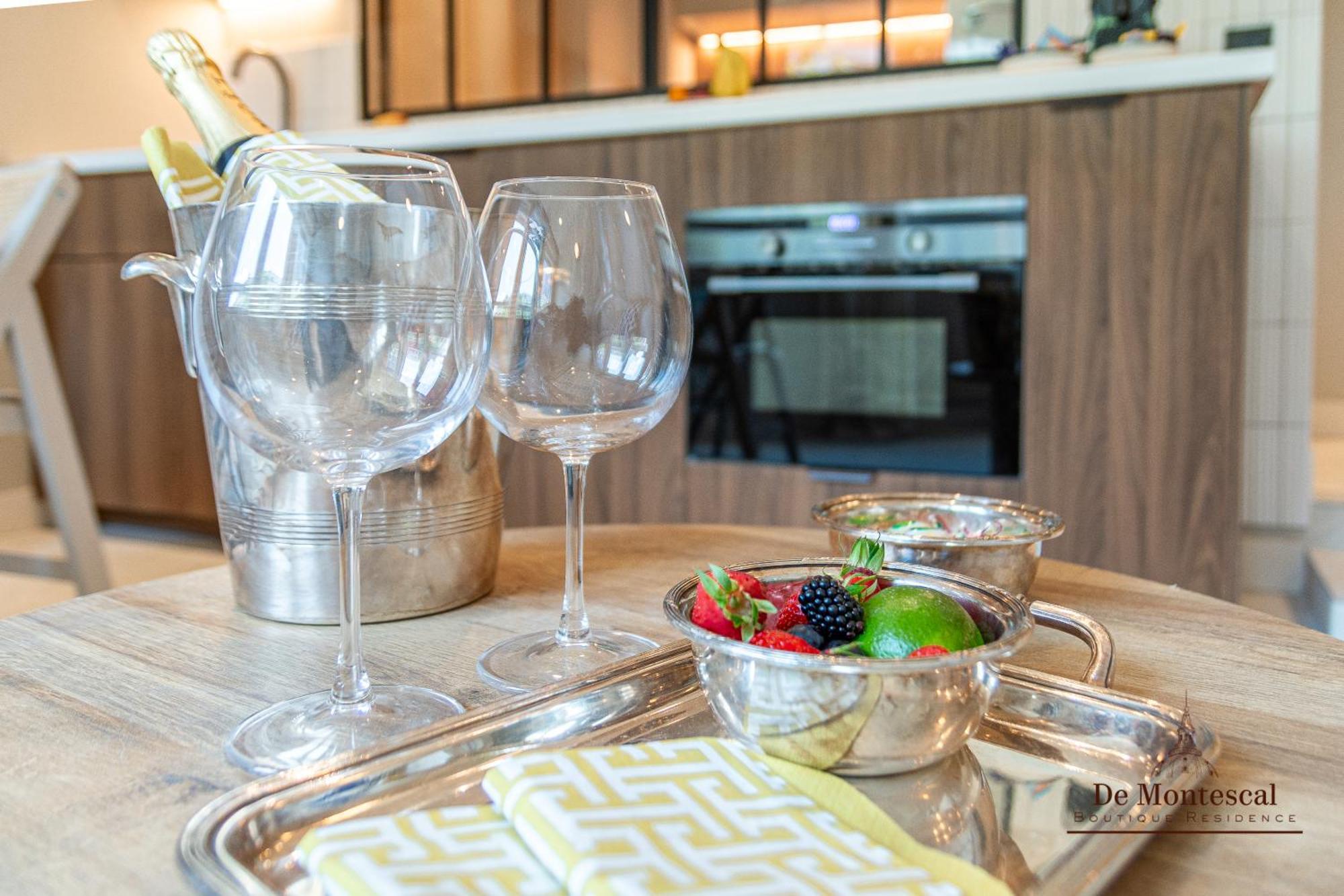 De Montescal Montparnasse Ac In A Prime Location 22 -36m2 Apartment