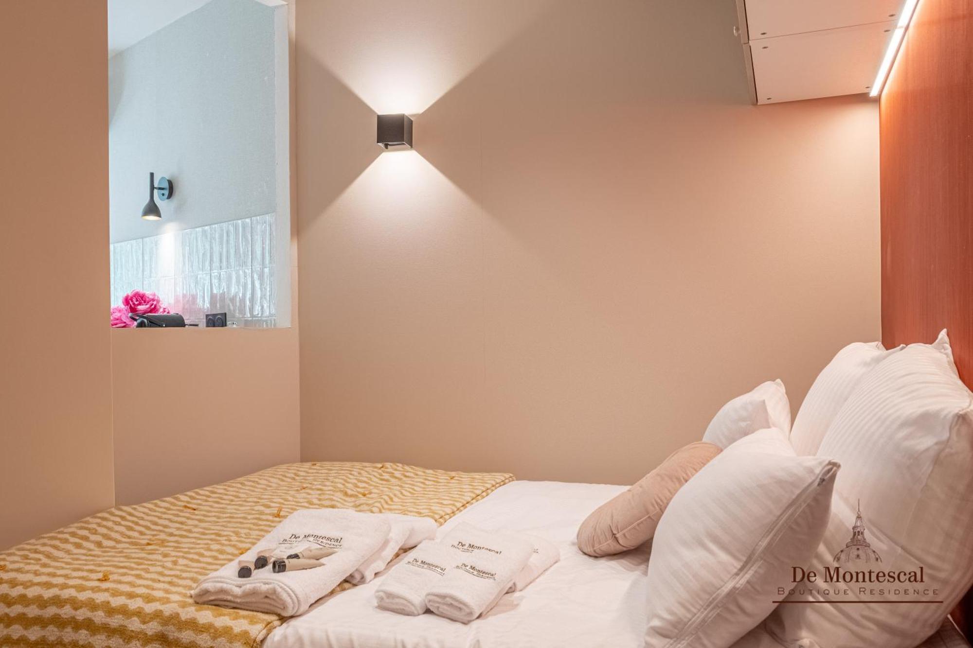 De Montescal Montparnasse Ac In A Prime Location 22 -36m2 Apartment Paris
