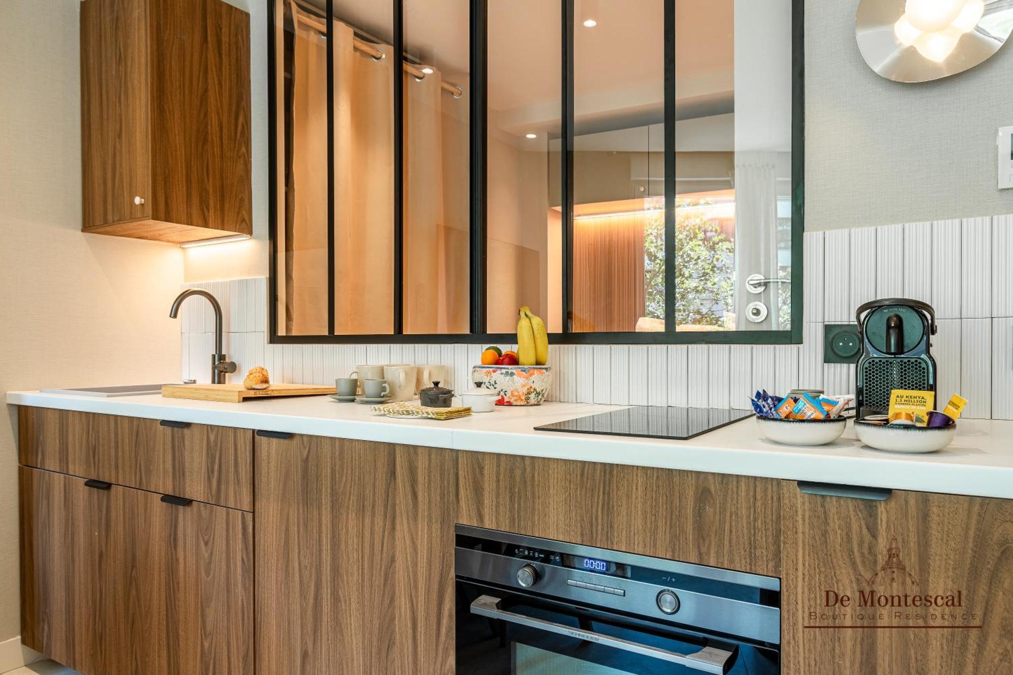 De Montescal Montparnasse Ac In A Prime Location 22 -36m2 Apartment