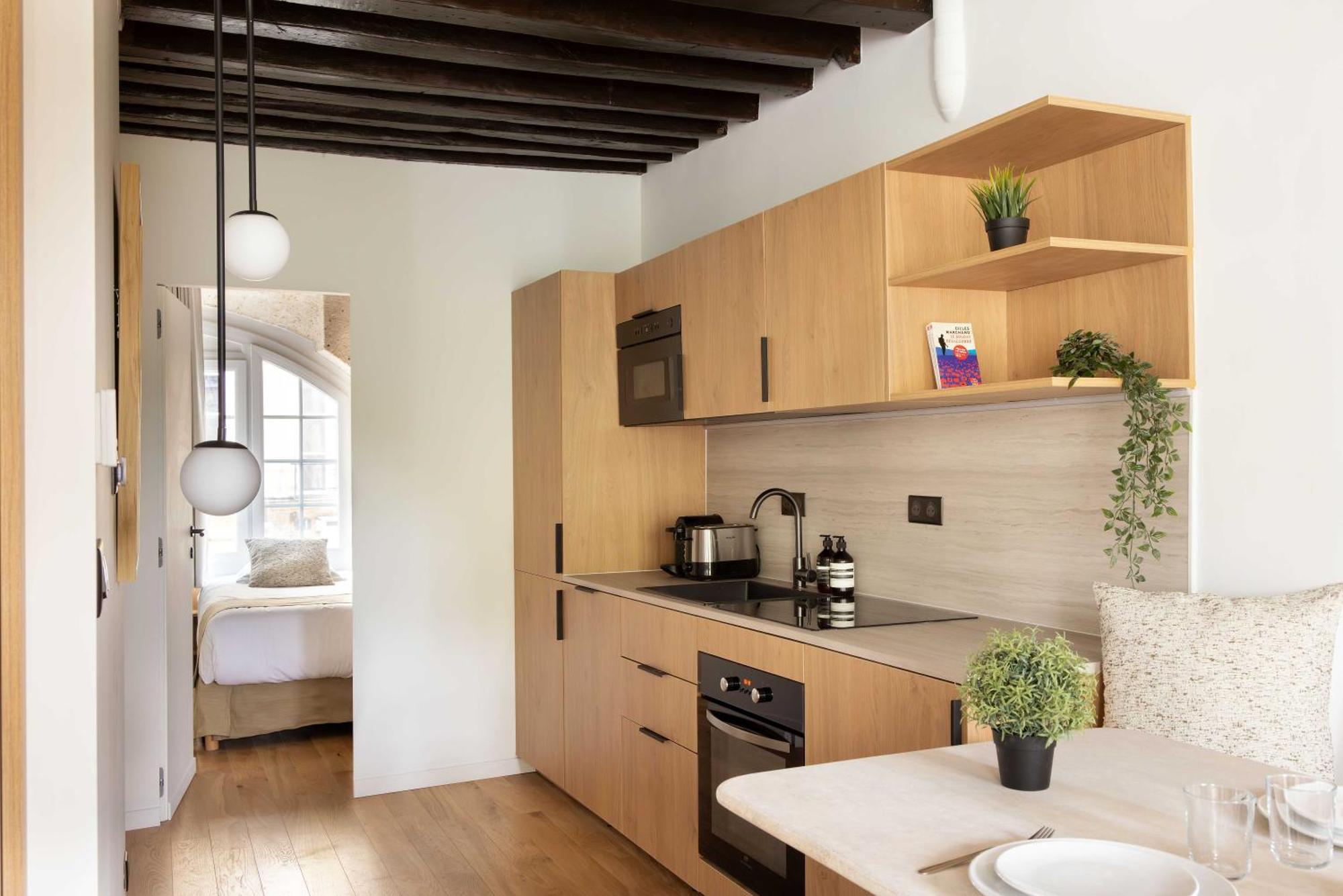 Refurbished - 2br-6p - Chatelet *