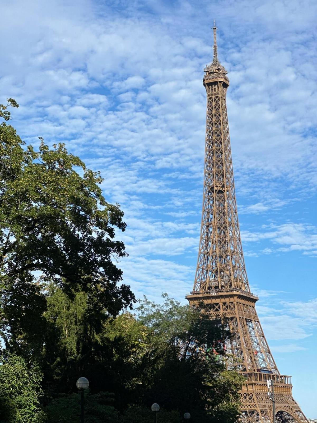16 * Parigi