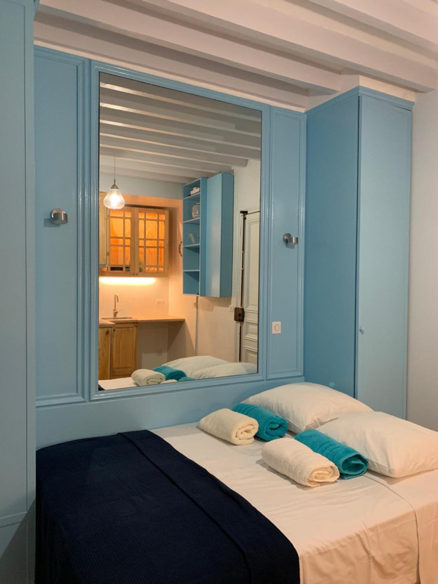 4 Le Marais Place Des Vosges Apartment *