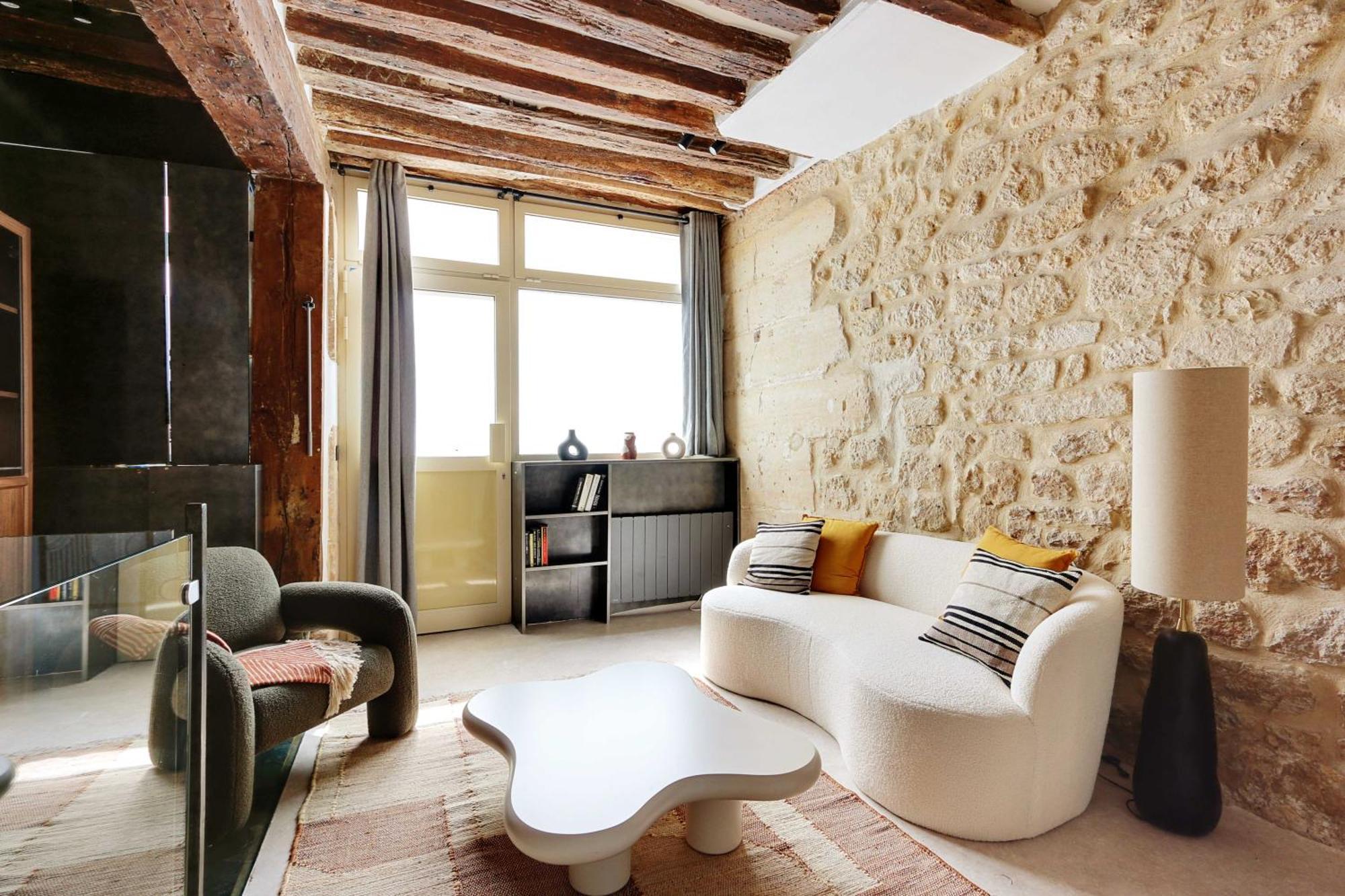 Refinement & Parisian Charm - Marais *