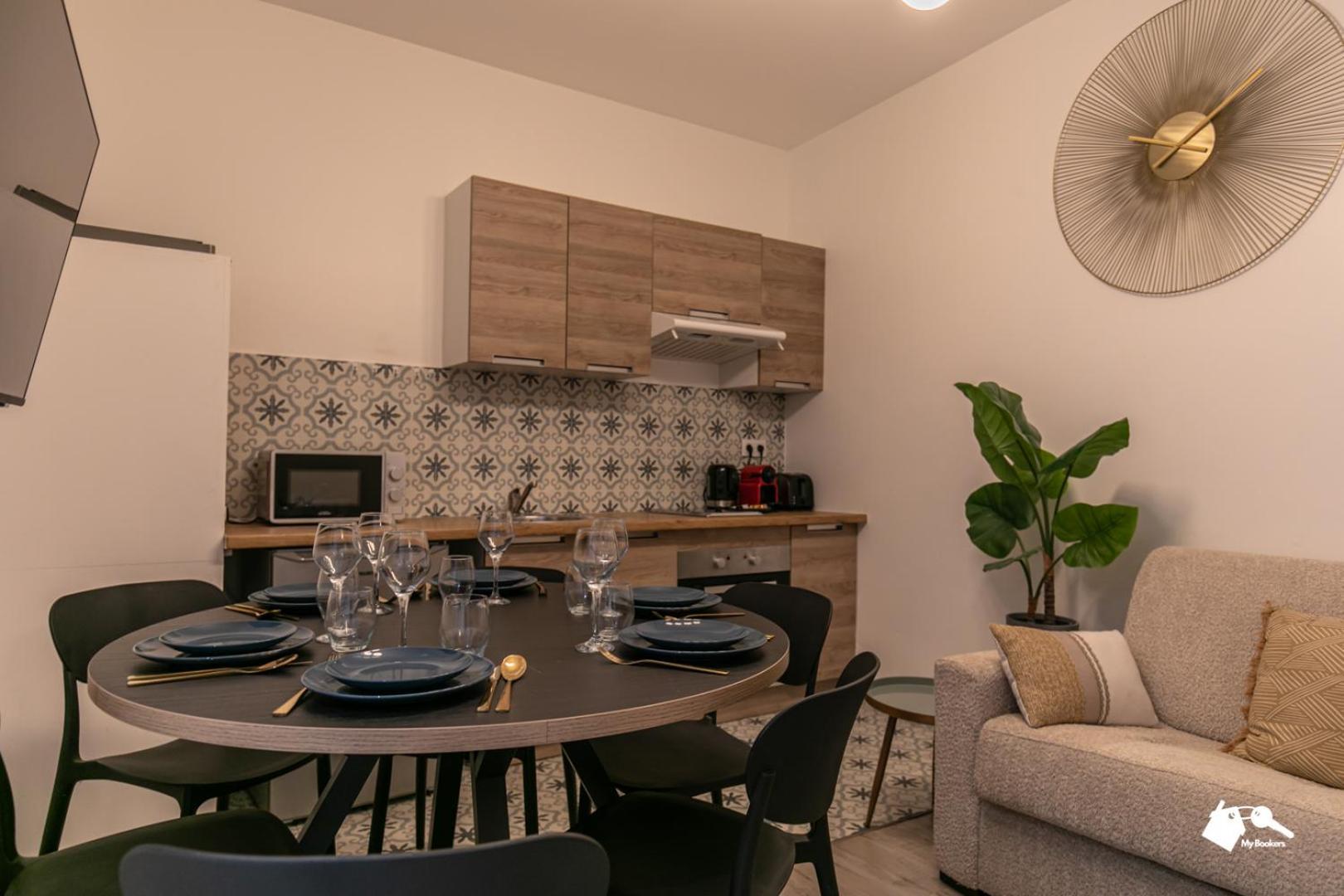 Mba - Petion Splendide Apartment Paris