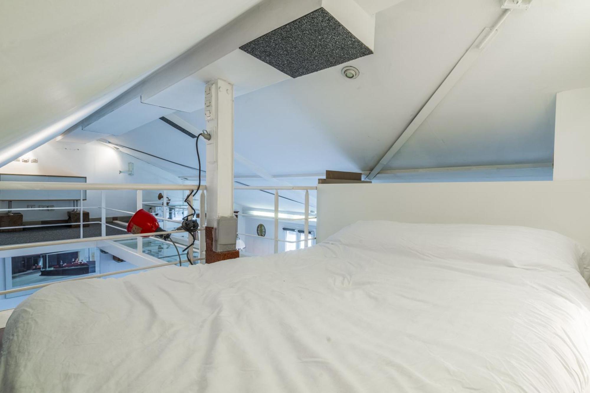 Loft *