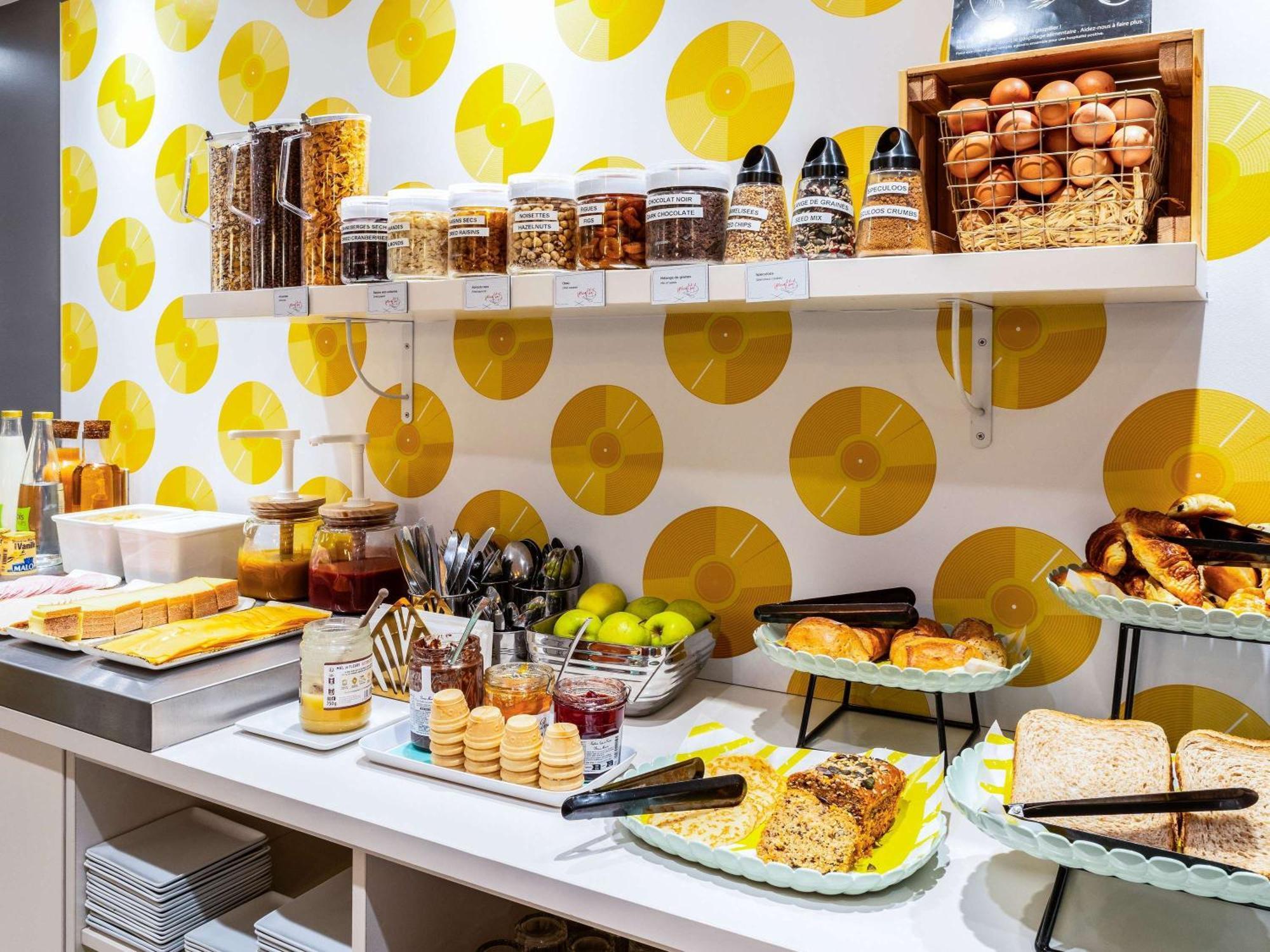 Ibis Styles 15 Lecourbe Hotel Parigi