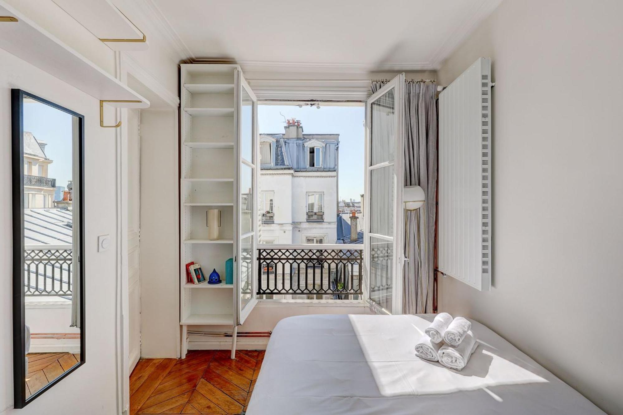 Marais - 1br Apartment
