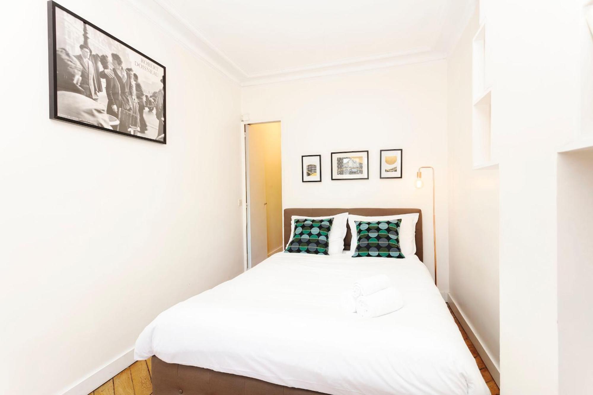 Dame 1br Cozy Flat Appartamento Parigi