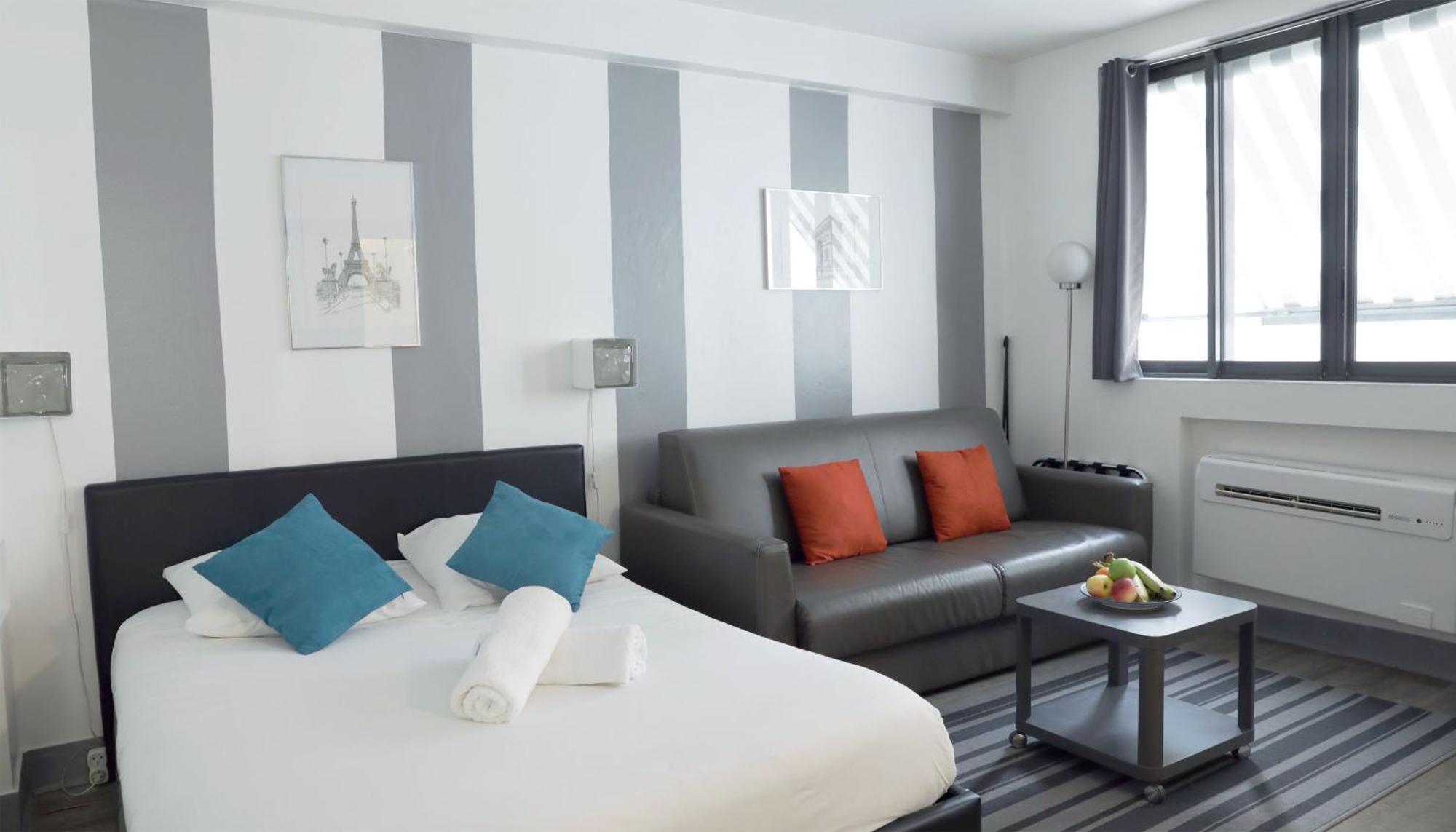 Arc De Triomphe & Trocadero Square - Cityapartmentstay Appartamento Parigi
