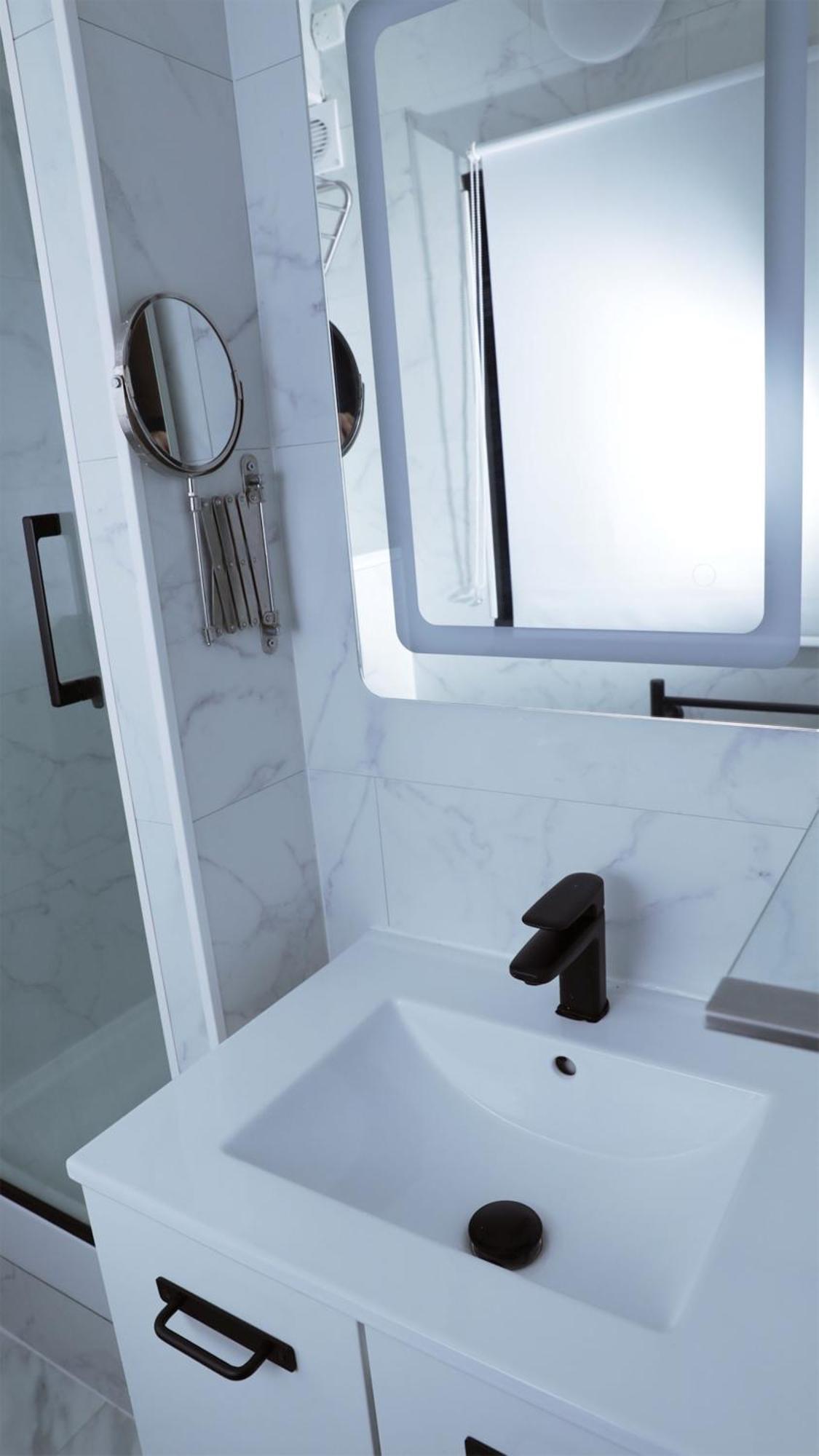 Arc De Triomphe & Trocadero Square - Cityapartmentstay * Parigi