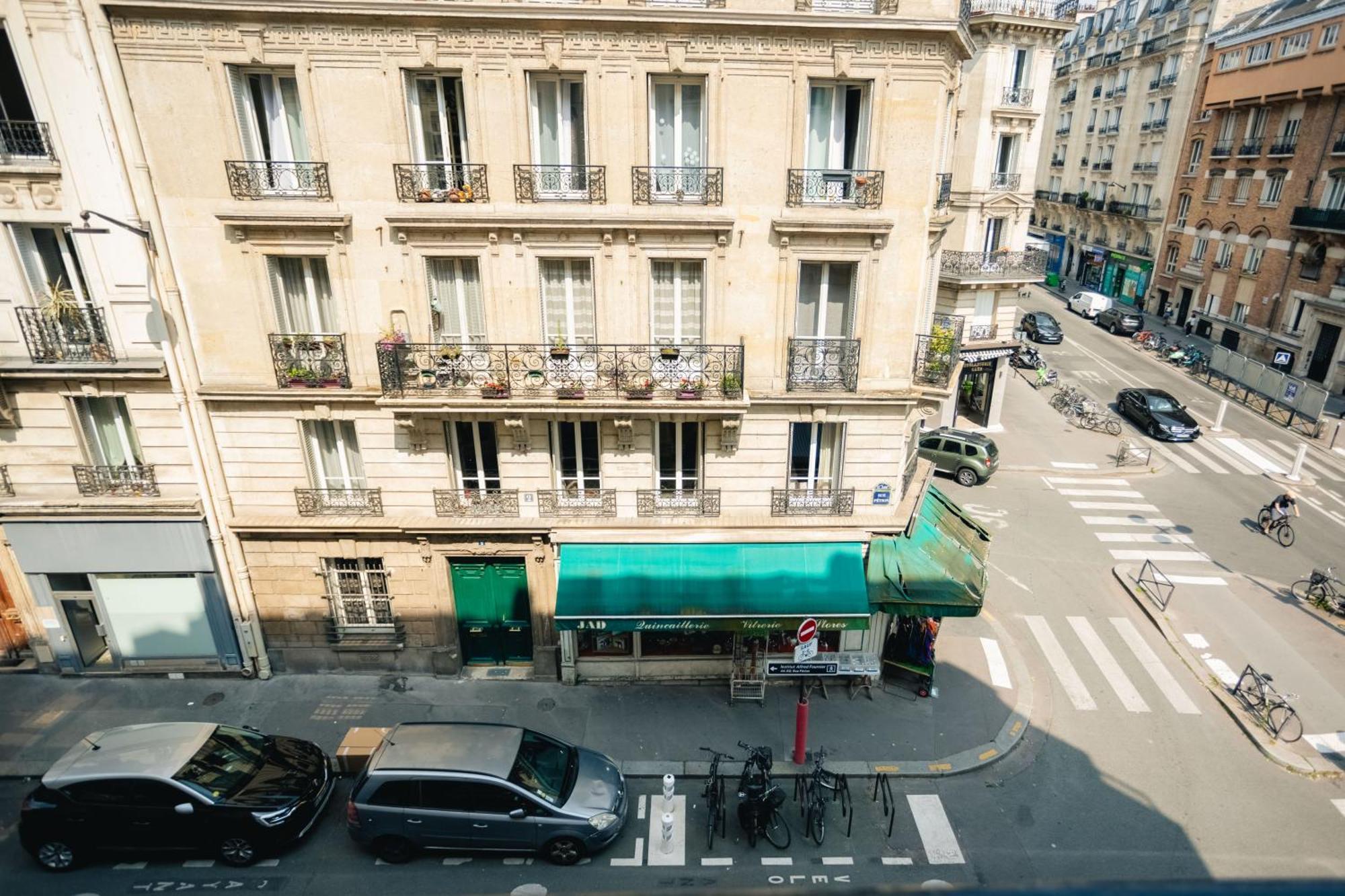 Lovely Bastille Parigi