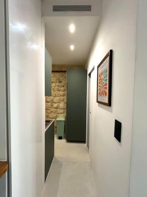 Appartamento Louvre -notre Dame 2bd, 2bath Ac *