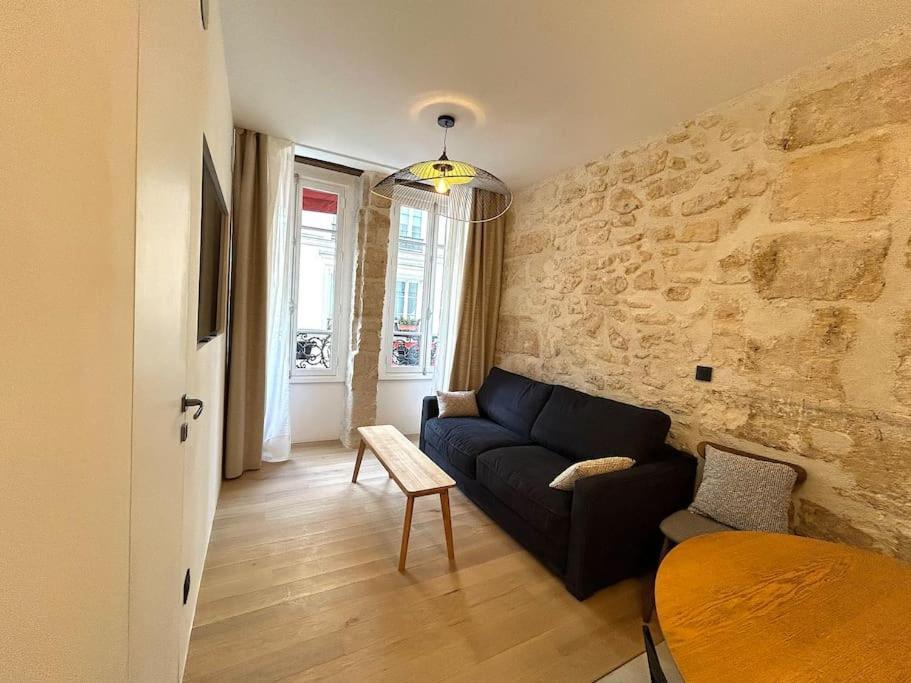 Appartamento Louvre -notre Dame 2bd, 2bath Ac