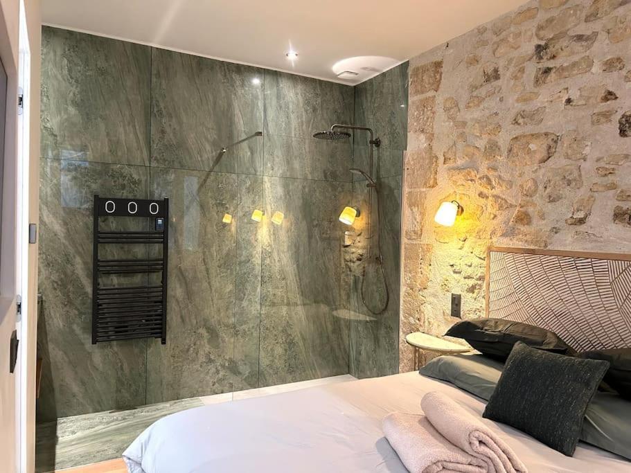Louvre -notre Dame 2bd, 2bath Ac Parigi