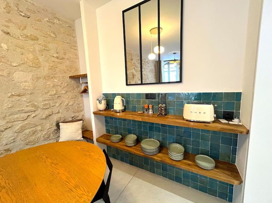 Appartamento Louvre -notre Dame 2bd, 2bath Ac *