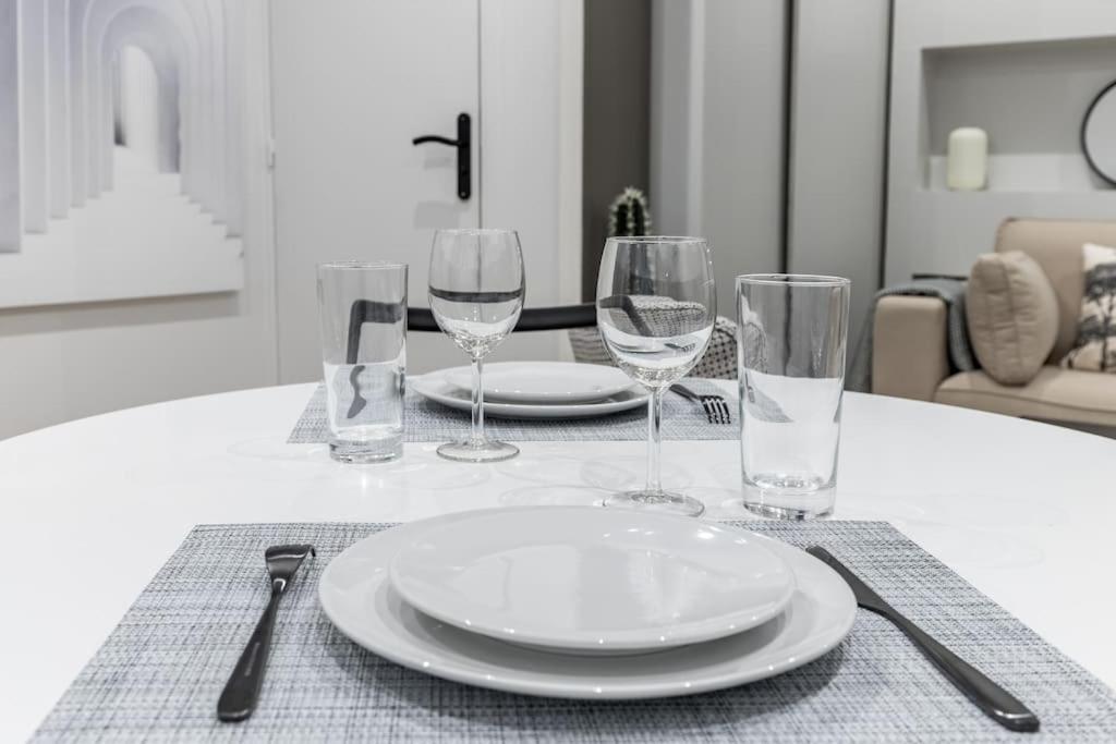 Appartamento Versigny Heart Of 18th Cosy Studio Parigi