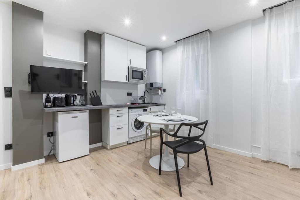 Versigny Heart Of 18th Cosy Studio
