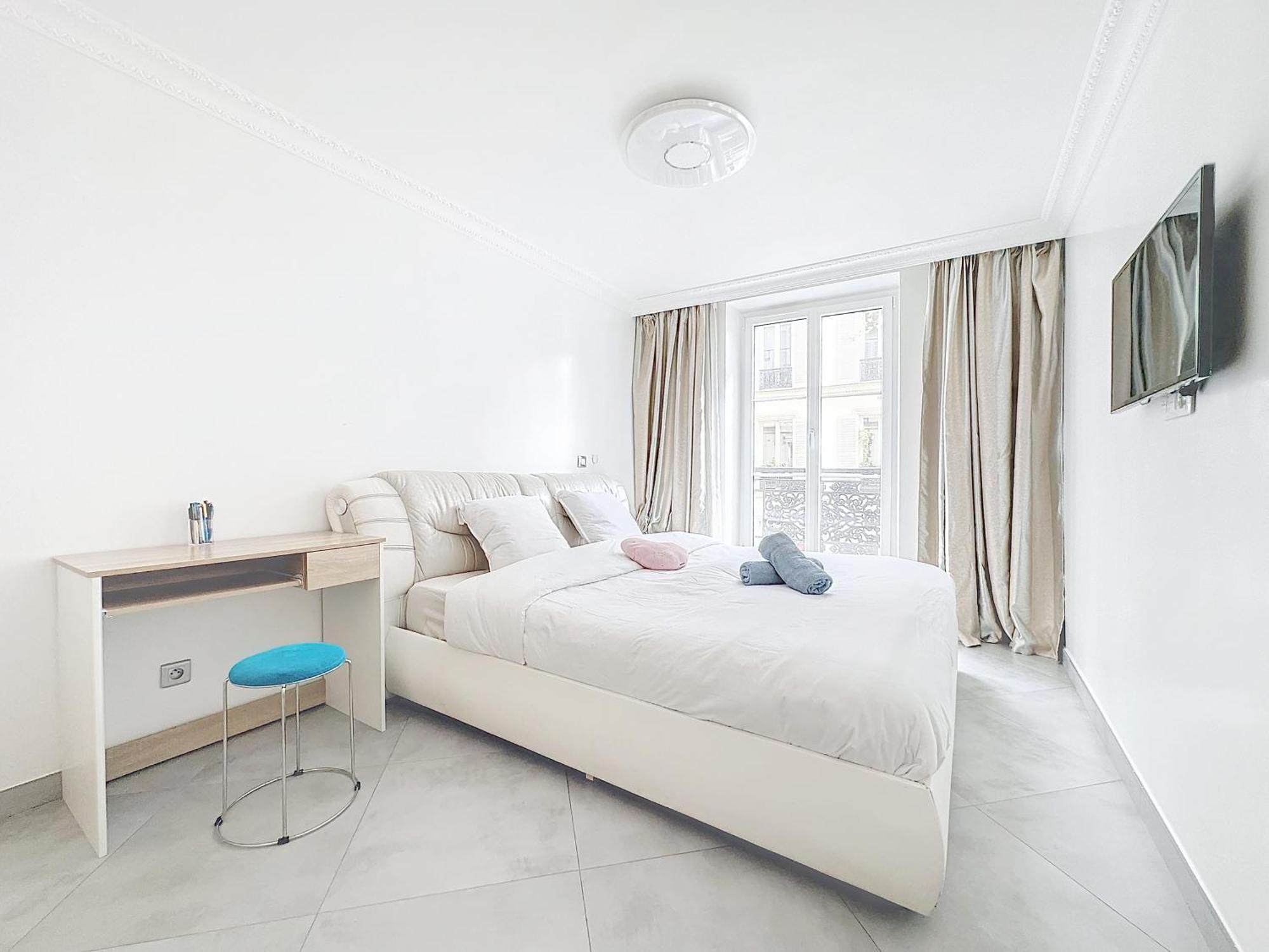 Apartment 118 - , Place De La Republique, 7 Personnes