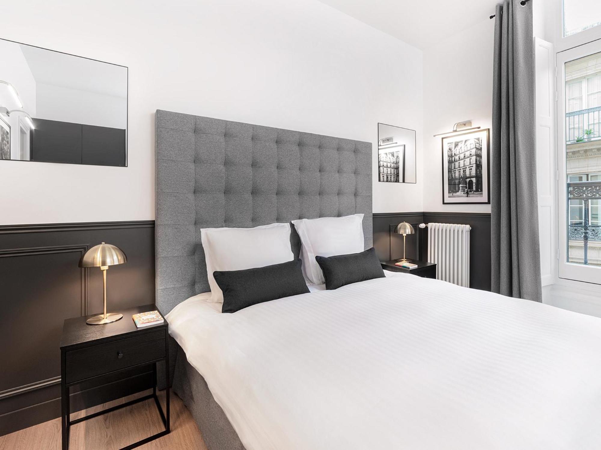 Livinparis Luxury Ac 3 Bedrooms Le Louvre Ii Appartamento Parigi