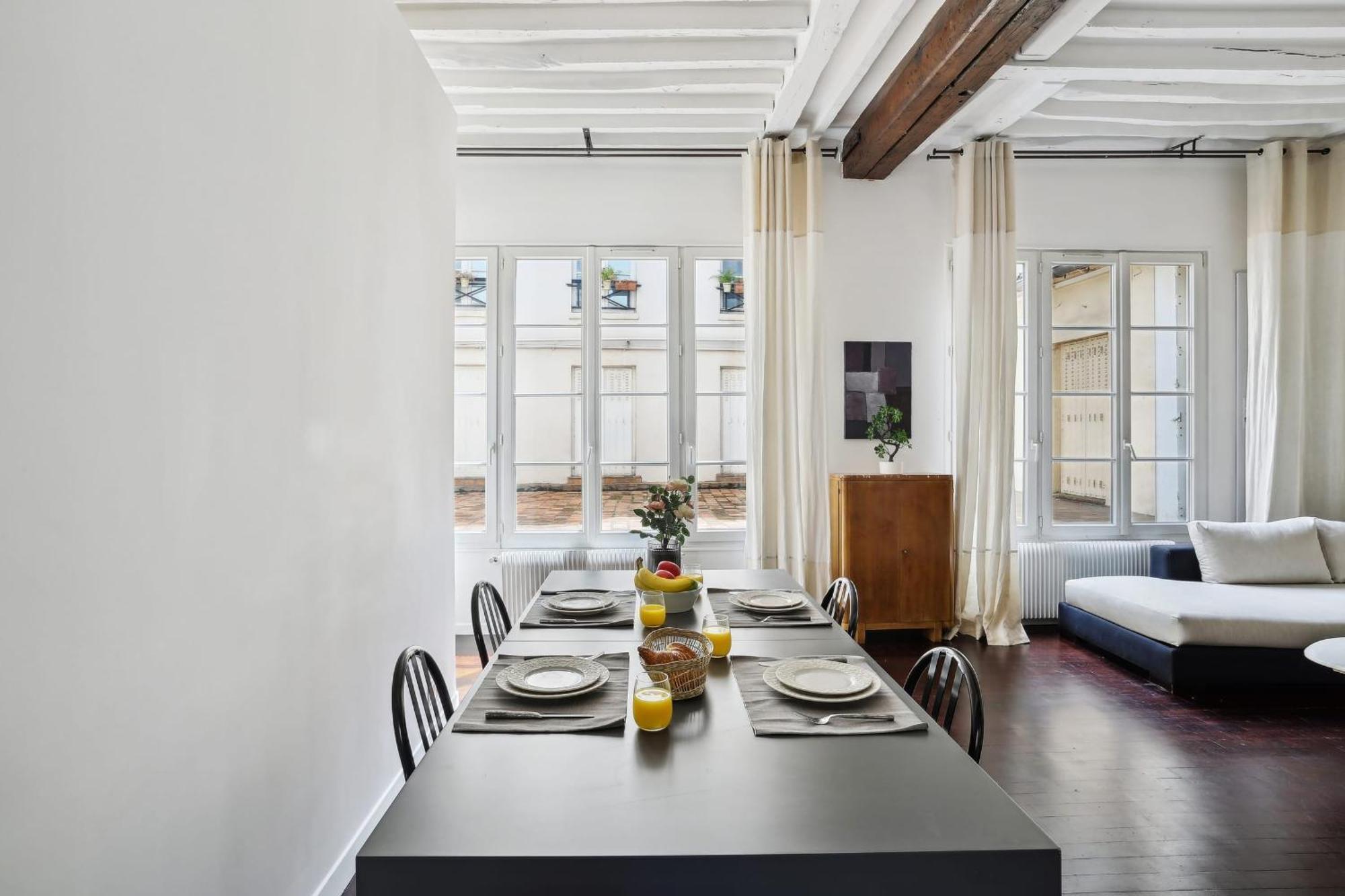 Saint Germain & Buci - 2br - Cityapartmentstay