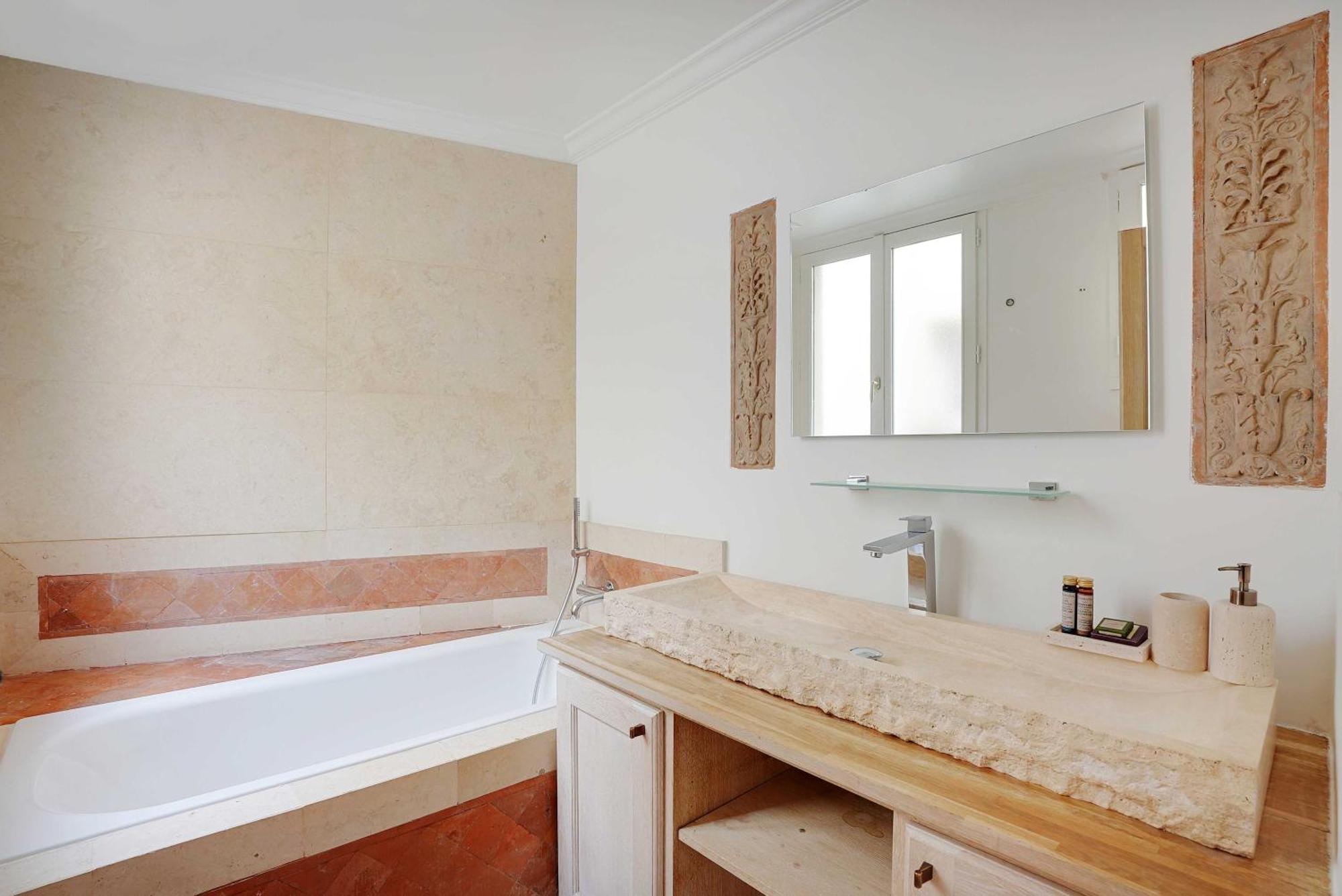 Appartamento Sumptuous - 4ch-8p - Champs Elyseees Parigi