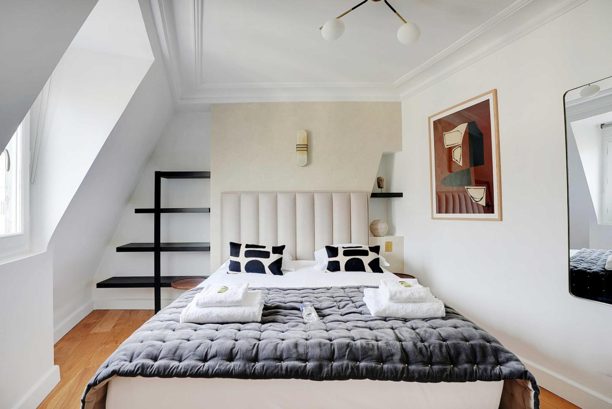 Sumptuous - 4ch-8p - Champs Elyseees Parigi