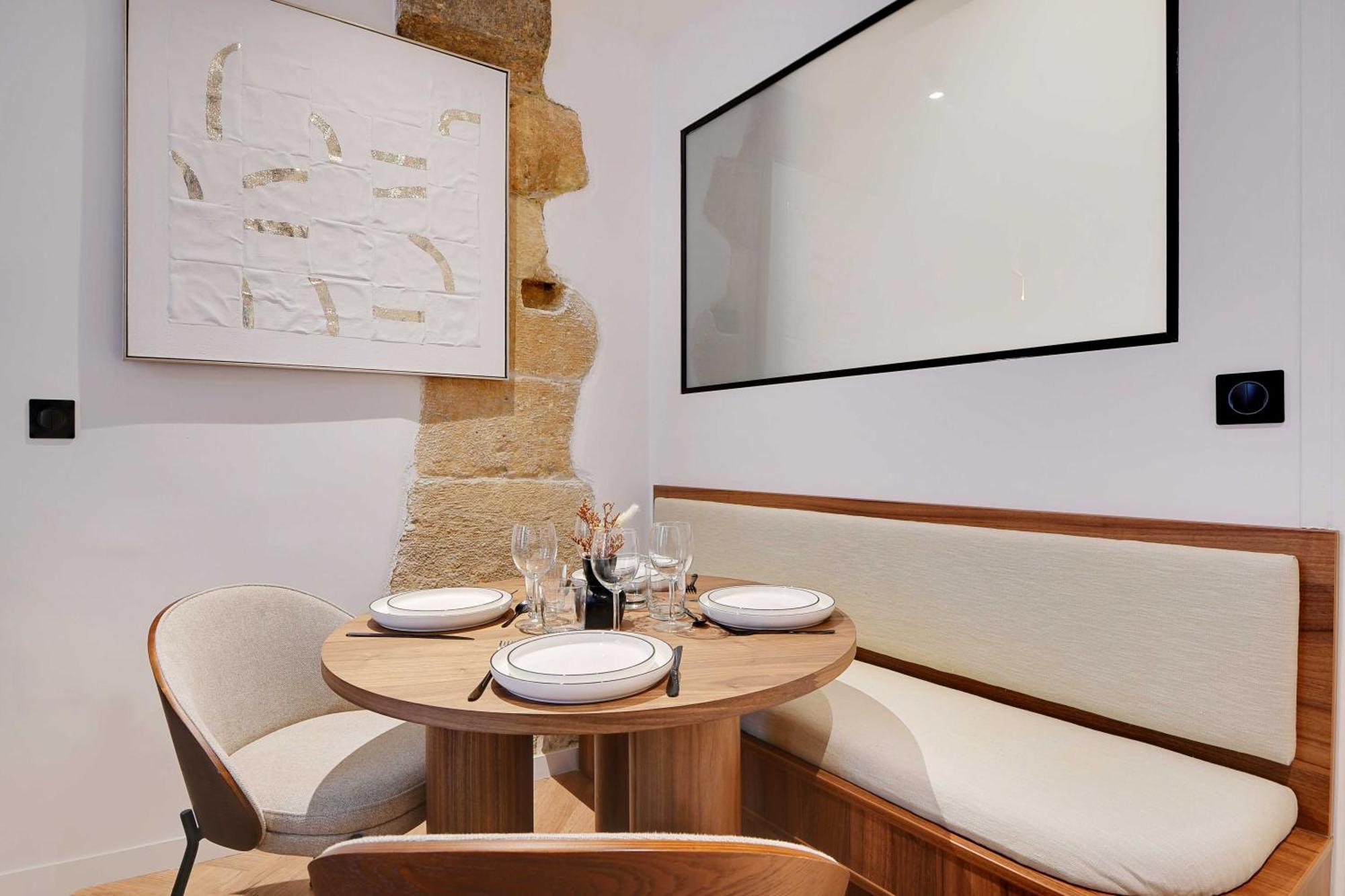 Elegant Comfort In The Heart Of Paris-notre Dame Appartamento