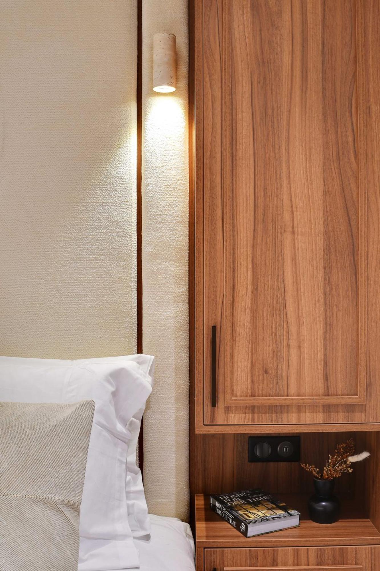 Elegant Comfort In The Heart Of Paris-notre Dame Parigi